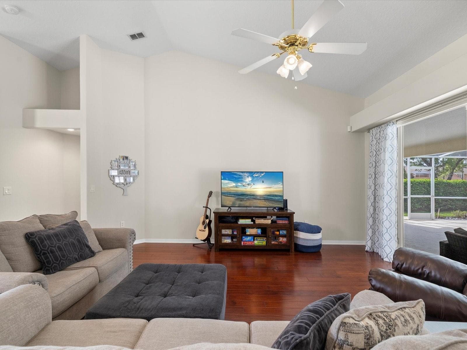 Single Family Residence at 4054 INDIAN RIVER ST, SPRING HILL, photo 20 of 78