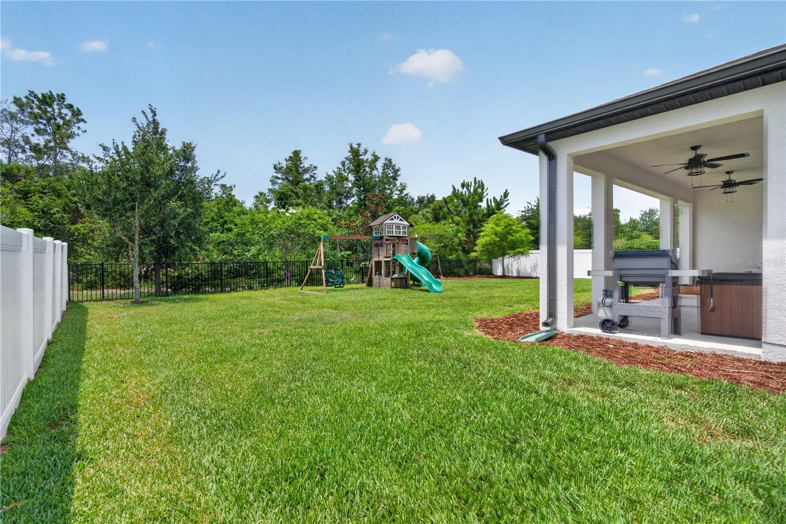 Spacious Backyard - 1113 PEARL TREE RD, DELTONA