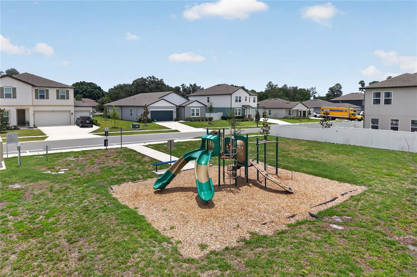 Community Playground - 1113 PEARL TREE RD, DELTONA
