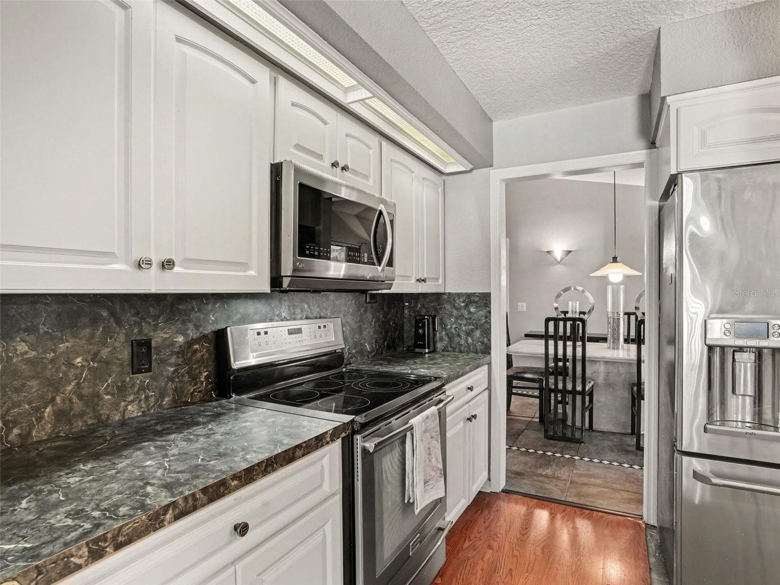 Single Family Residence at 2124 VELVET WAY, LAKELAND, photo 10 of 27