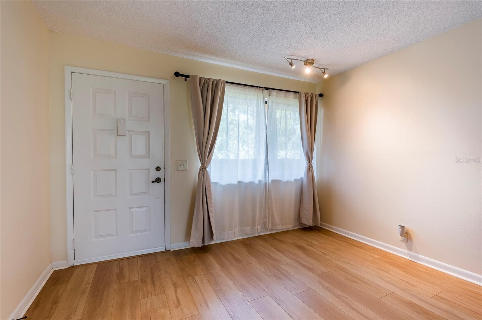 Condominium at 3062 EASTLAND BLVD #406, CLEARWATER, photo 6 of 44