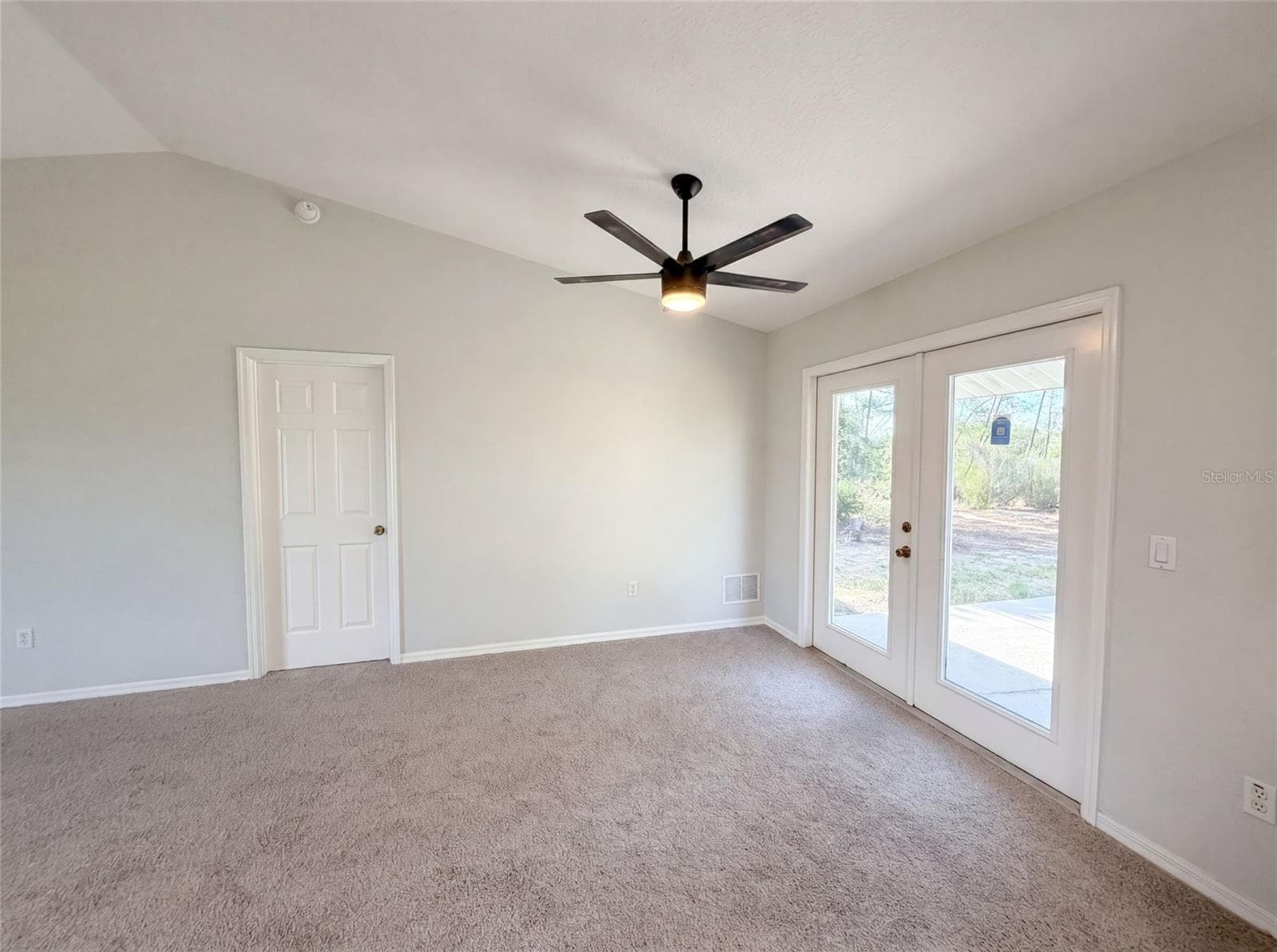 Single Family Residence at 17956 SW 25TH AVENUE RD, OCALA, photo 13 of 24