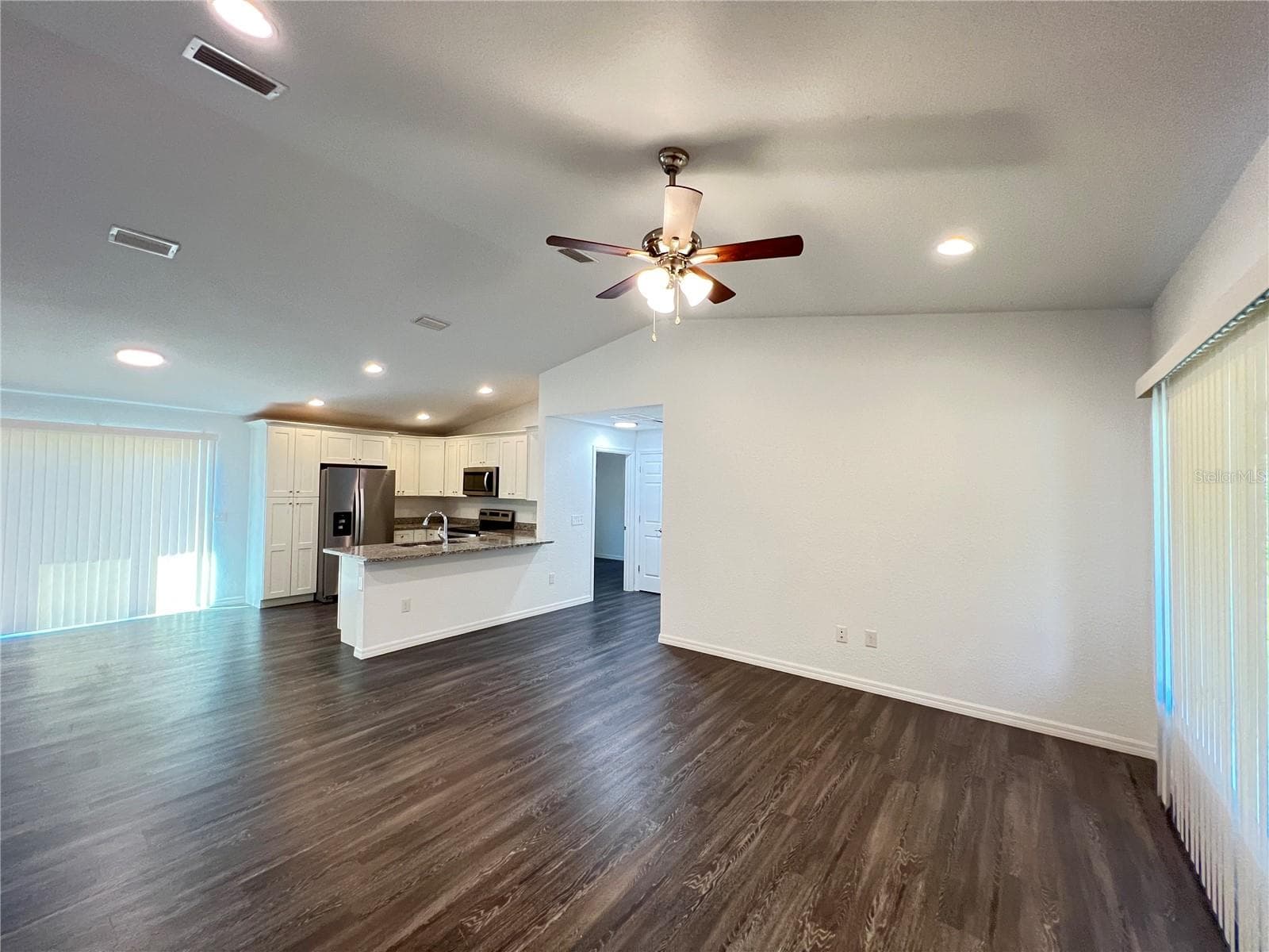 Single Family Residence at 190 FISHER WAY, OCKLAWAHA, photo 5 of 24
