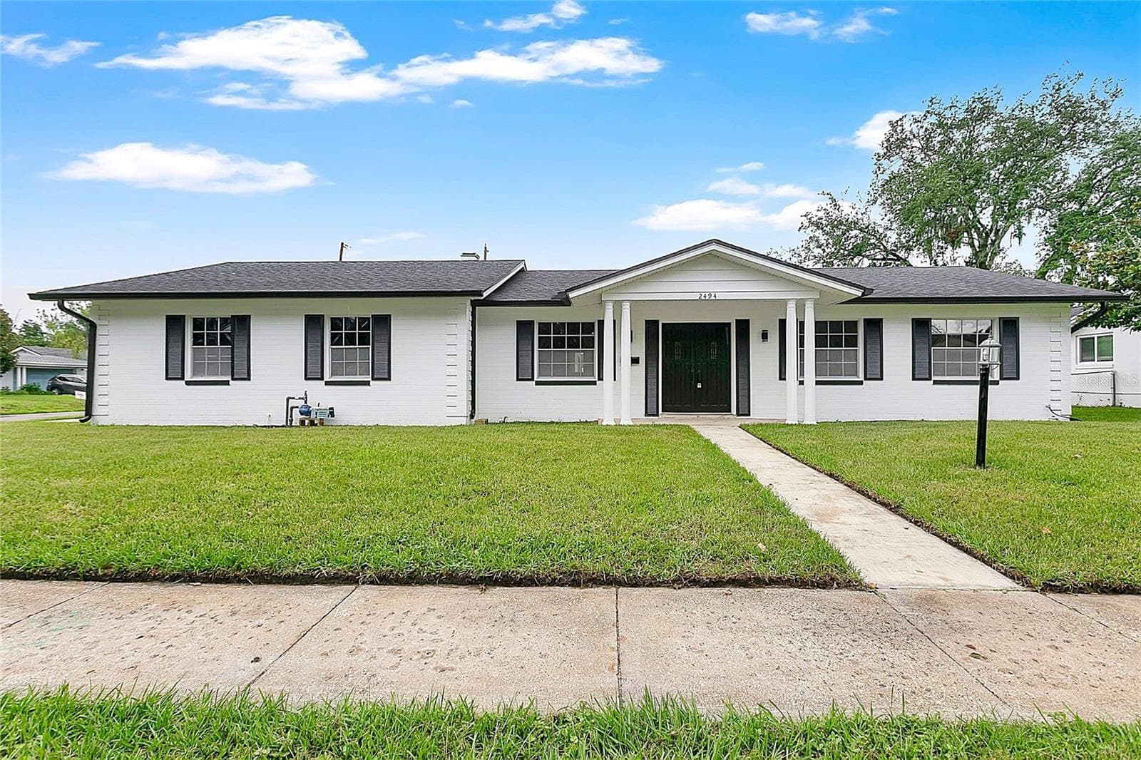 2494 CASTLEWOOD RD