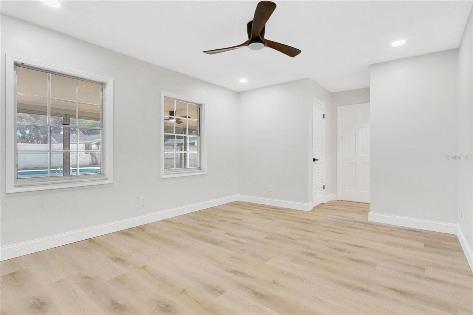 Single Family Residence at 2494 CASTLEWOOD RD, MAITLAND, photo 24 of 52