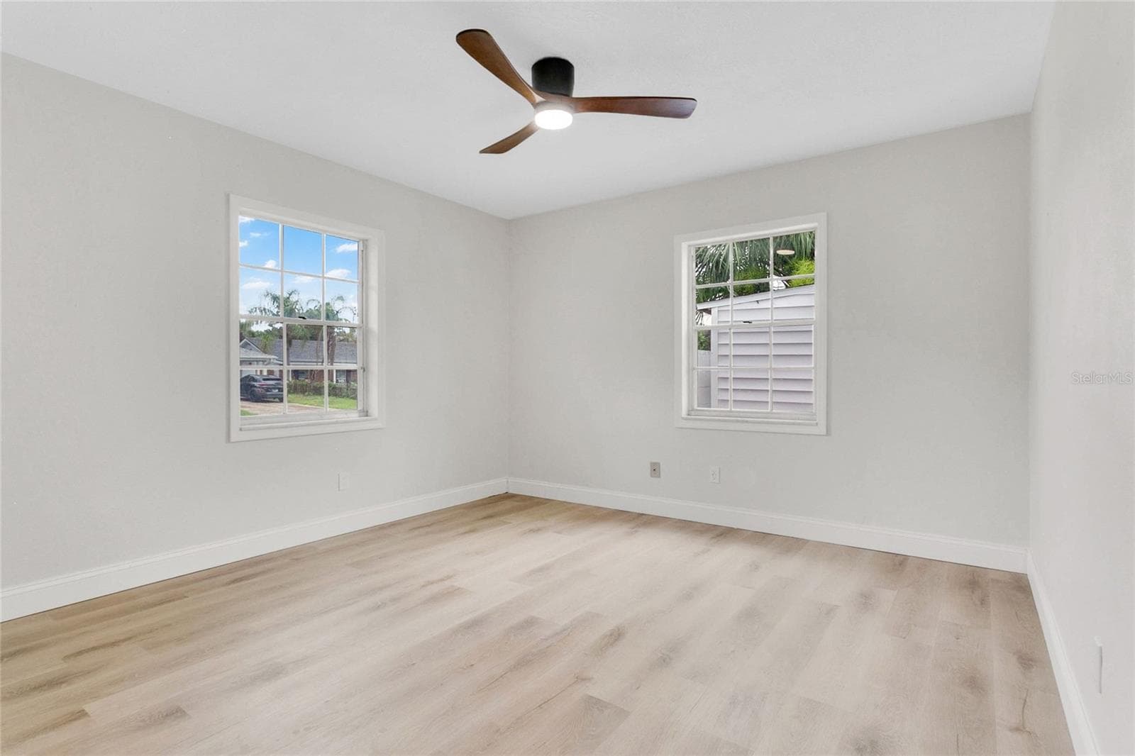 Single Family Residence at 2494 CASTLEWOOD RD, MAITLAND, photo 30 of 52