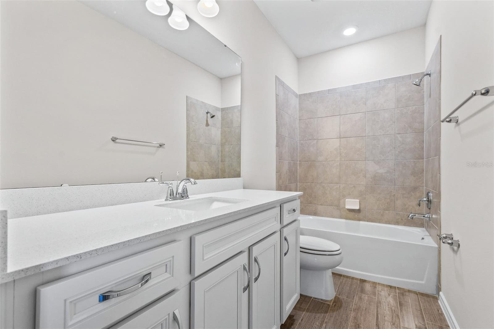 Single Family Residence at 13348 PANAMA BEACH CT, ORLANDO, photo 15 of 46
