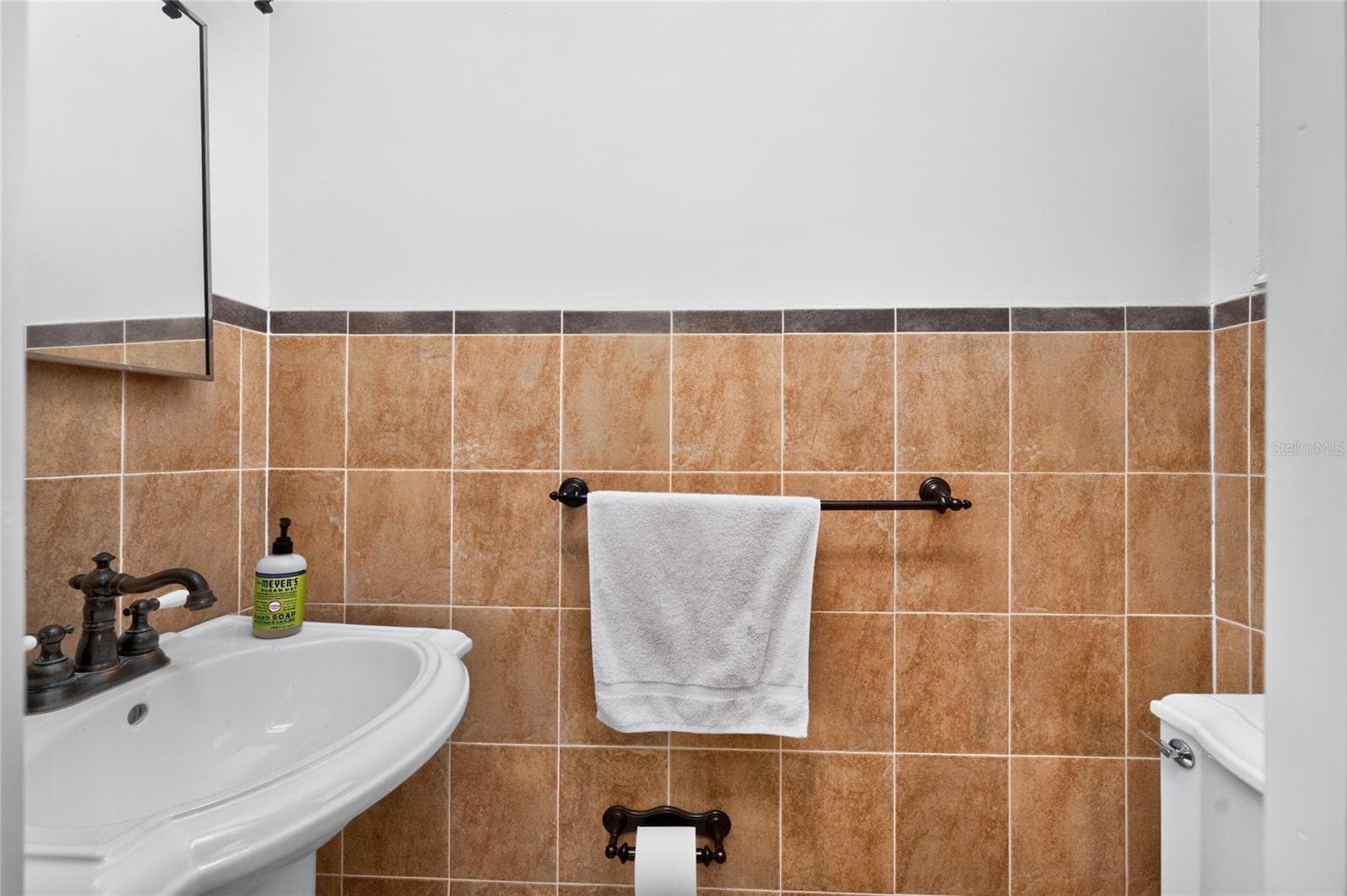 Single Family Residence at 20 SPANIARDS RD, PLACIDA, photo 39 of 92