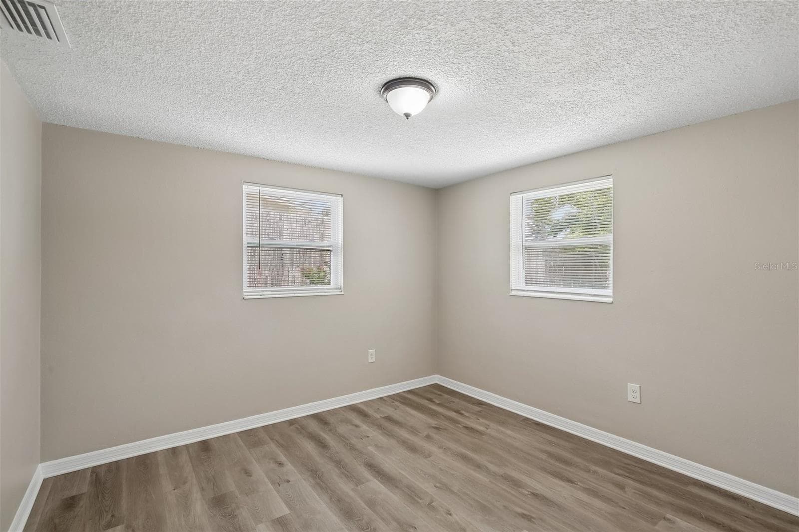 Single Family Residence at 4922 PANORAMA AVE, HOLIDAY, photo 15 of 31