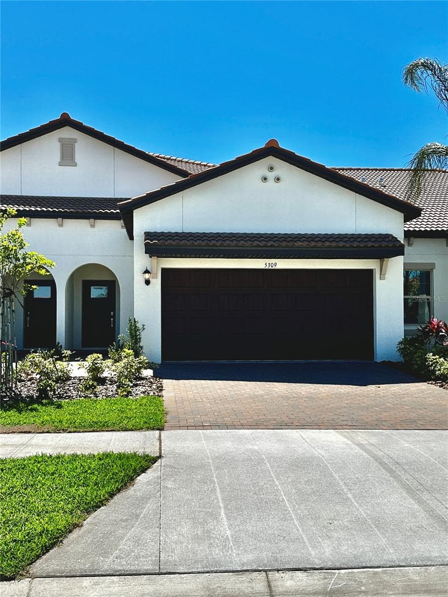 5309 KELPER HOOK CT