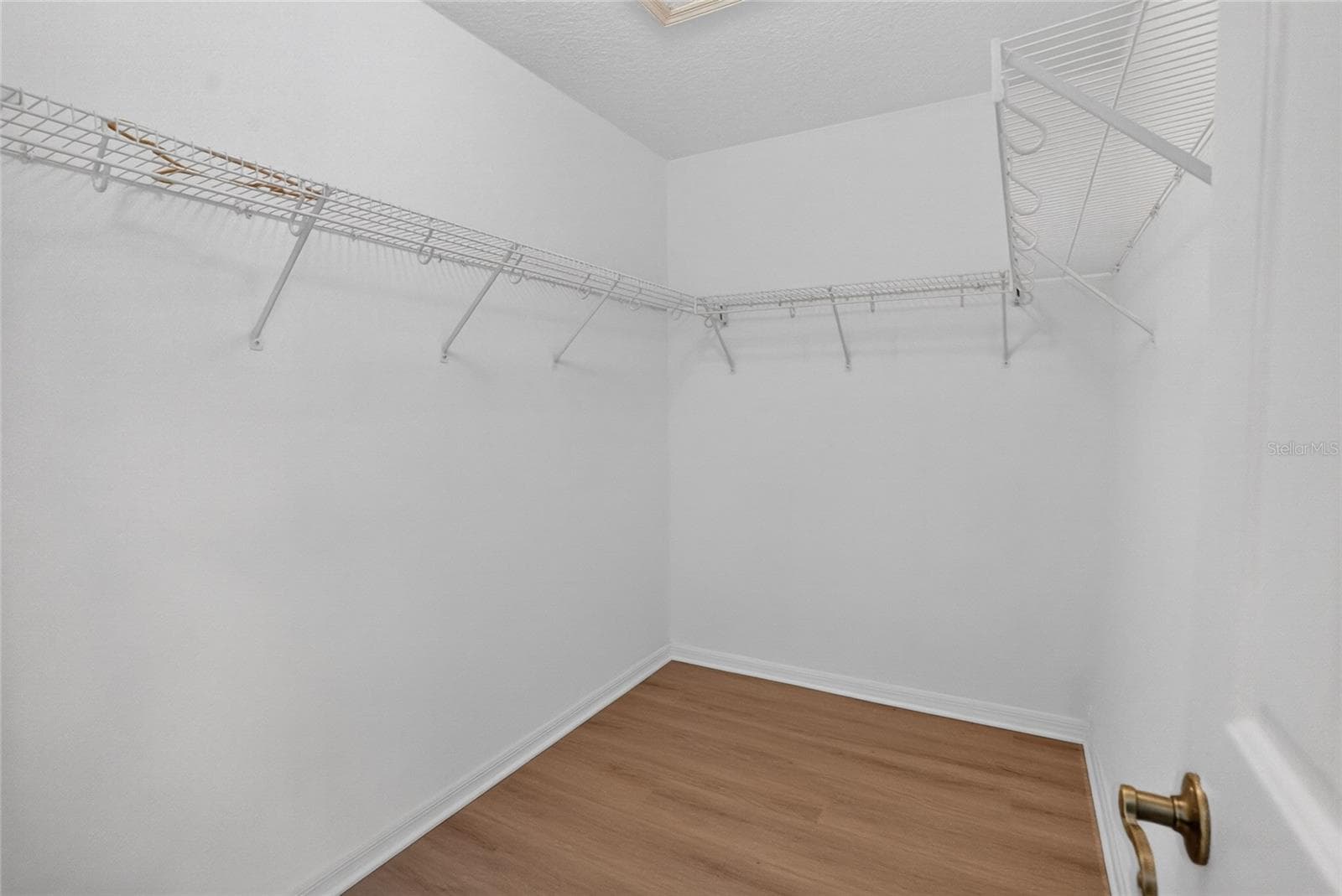 Walk in closet - 1317 HOMEWAY LN, DELTONA