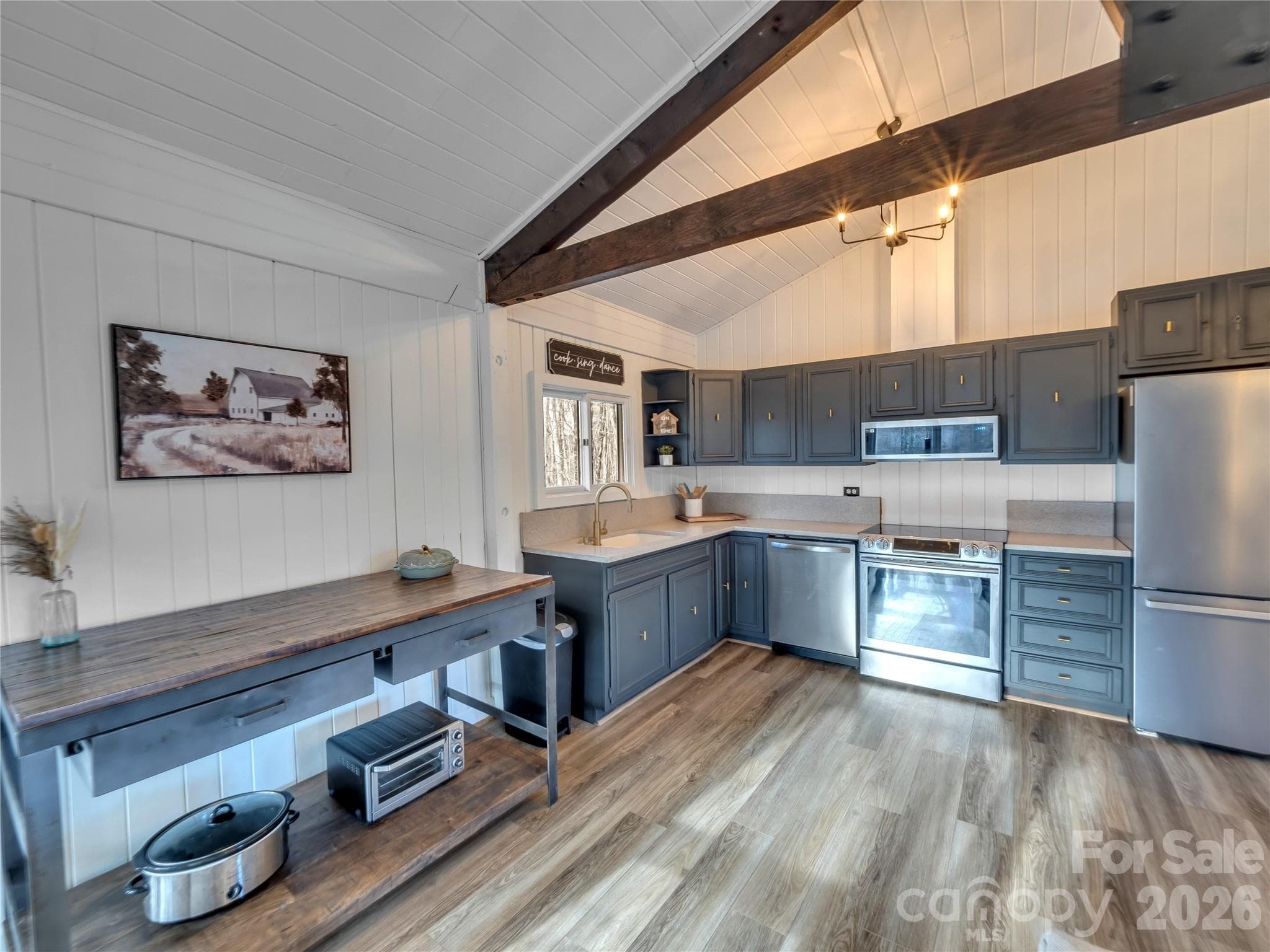 Single Family Residence at 101 Upper Grouse Ridge Road, Beech Mountain, photo 10 of 47