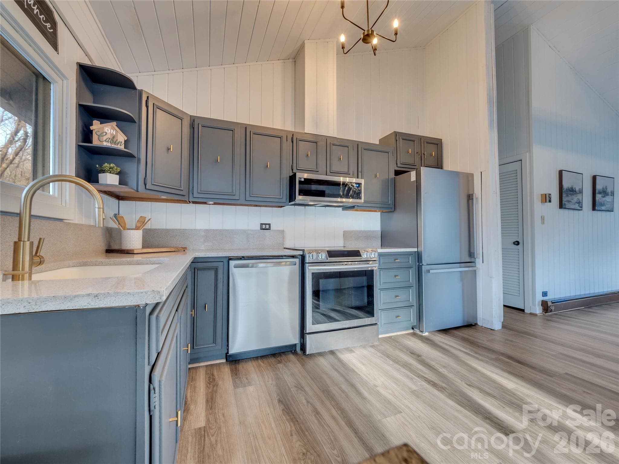 Single Family Residence at 101 Upper Grouse Ridge Road, Beech Mountain, photo 11 of 47