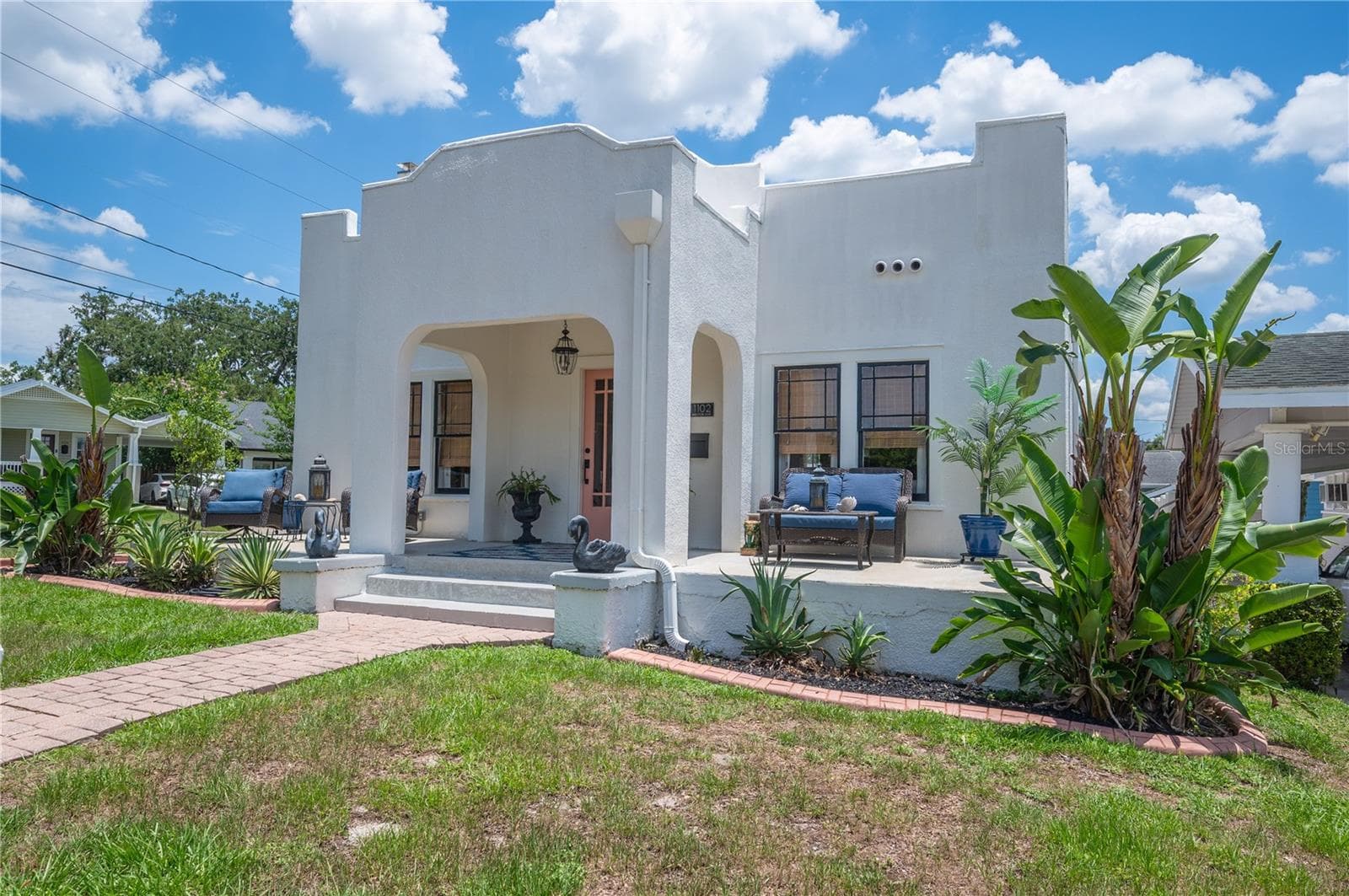 Front of home with large front porch - 1102 MELTON AVE, LAKELAND