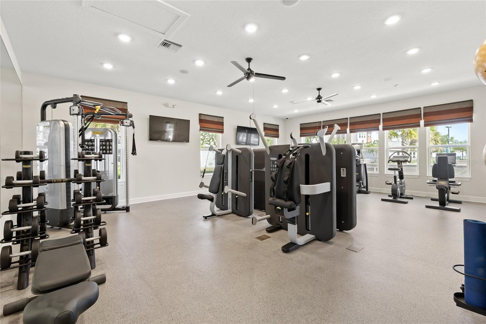 Condominium at 7505 LAUREATE BLVD #2206, ORLANDO, photo 3 of 28