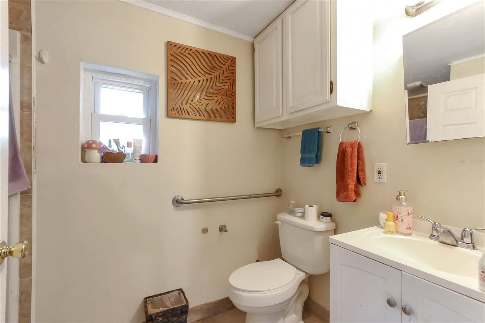 Single Family Residence at 917 OXFORD ST, LONGWOOD, photo 10 of 15