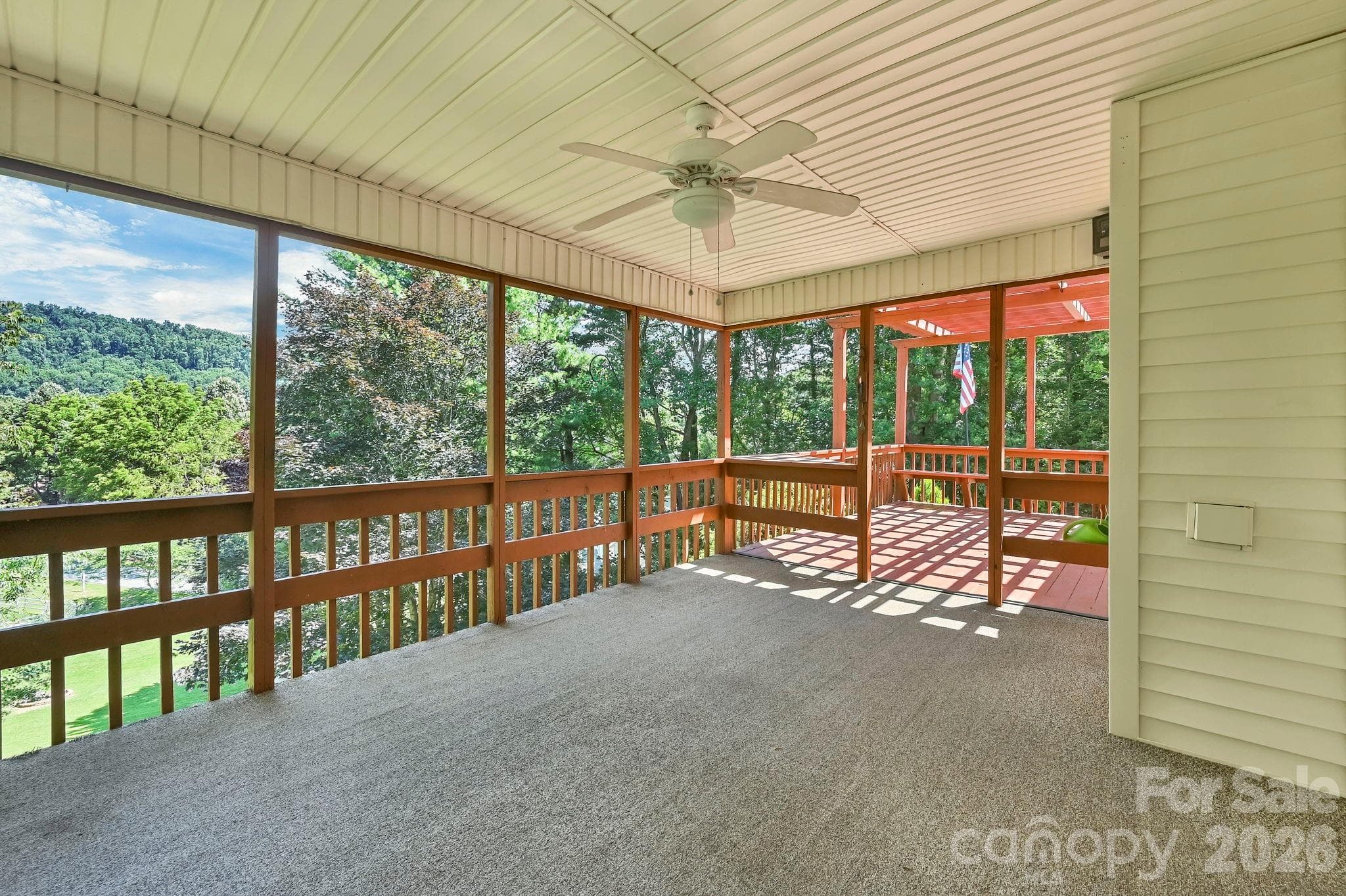 Porch With Roof - 31 Surrey Run, Asheville