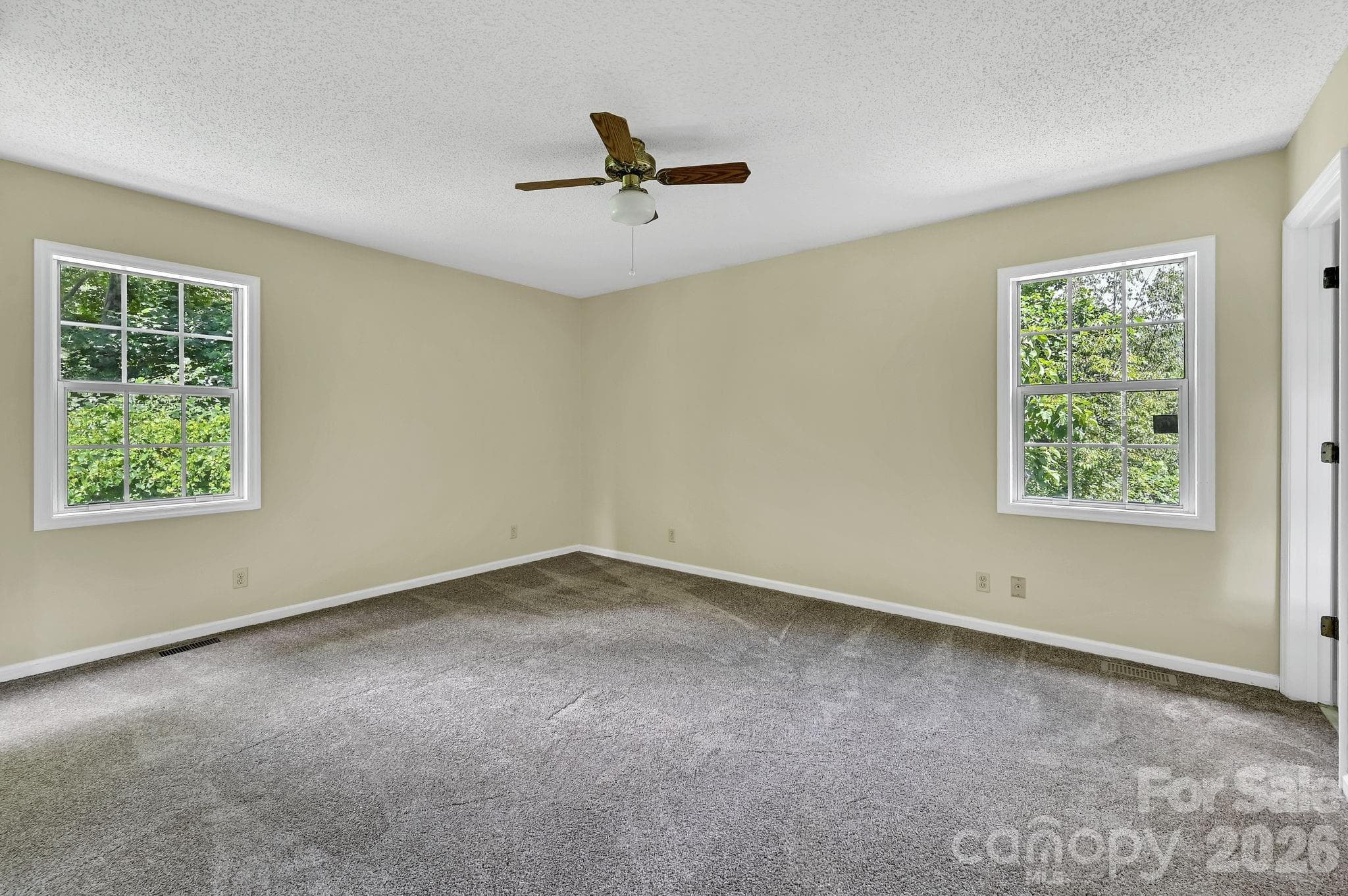 Master Bedroom - 31 Surrey Run, Asheville