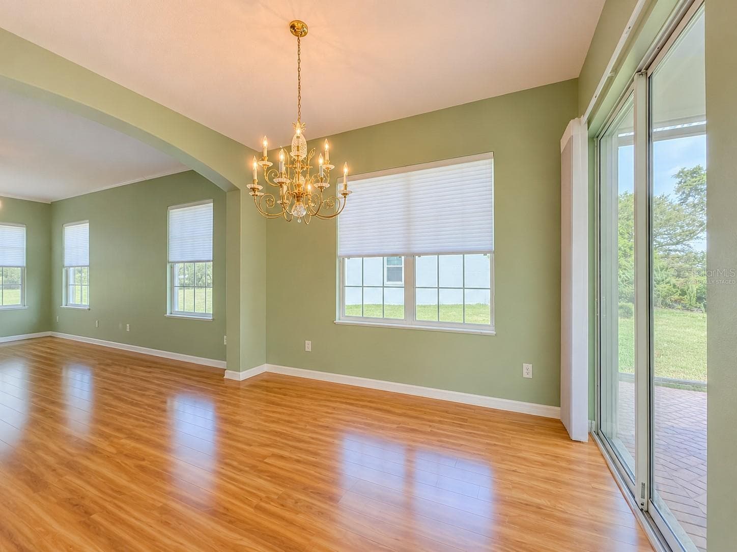 Virtually staged - 4908 CYPRESS HEAD CT, LEESBURG