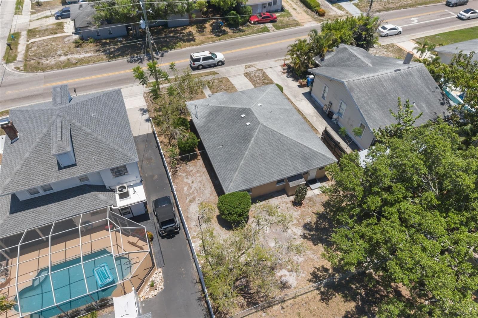 Single Family Residence at 808 26TH ST W, BRADENTON, photo 5 of 49