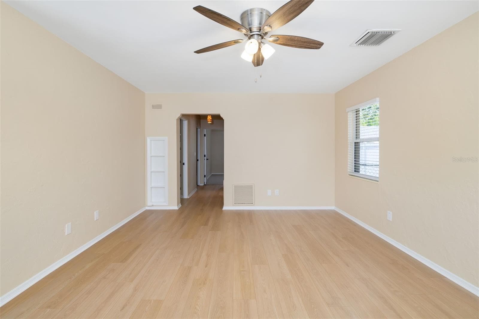Living Room - 808 26TH ST W, BRADENTON