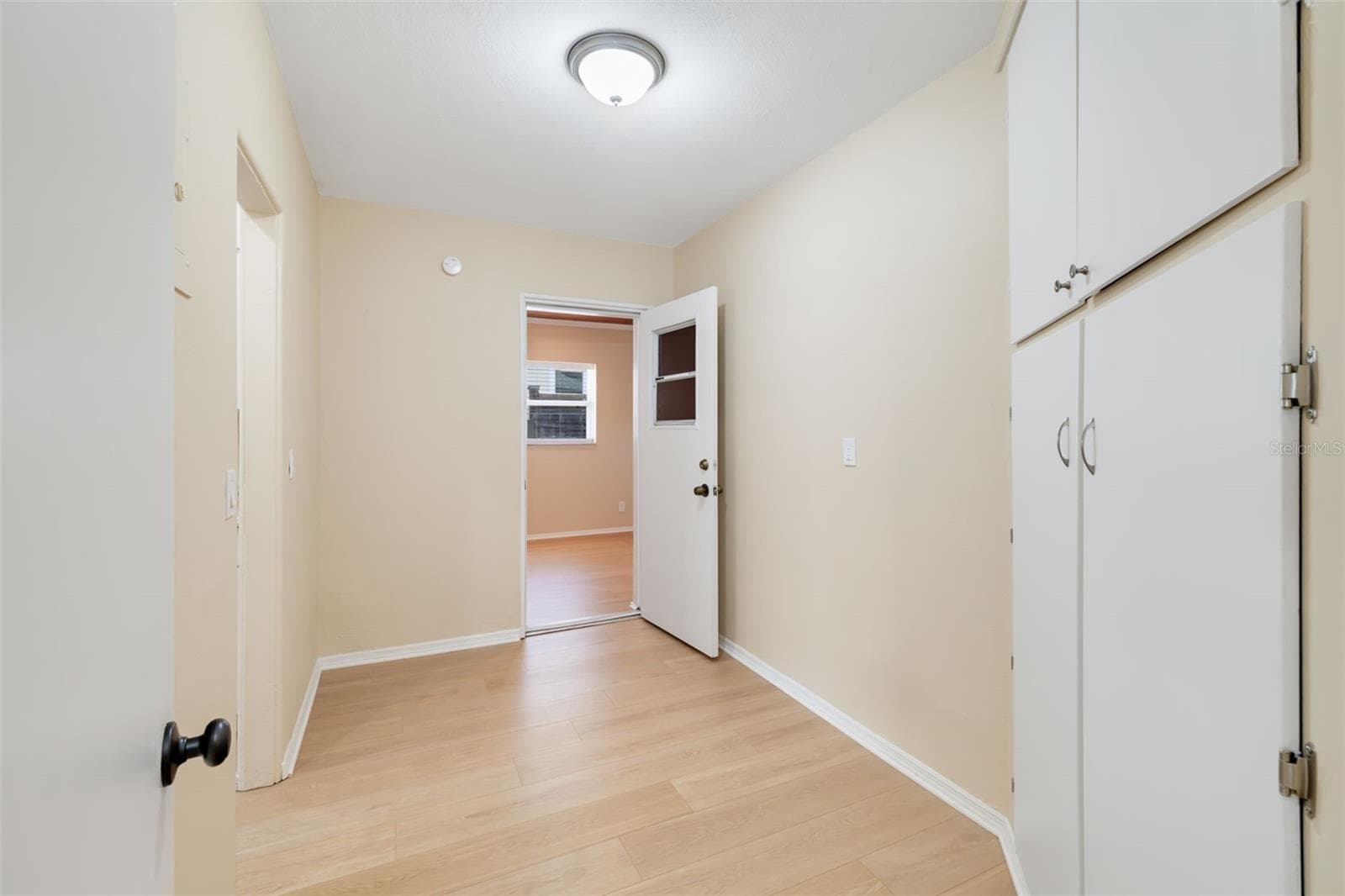 Walk in Pantry - 808 26TH ST W, BRADENTON