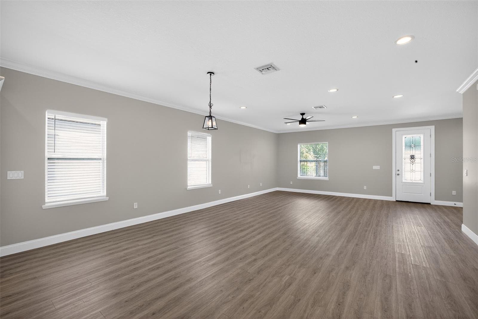 Single Family Residence at 7977 49TH AVE N, ST PETERSBURG, photo 10 of 30