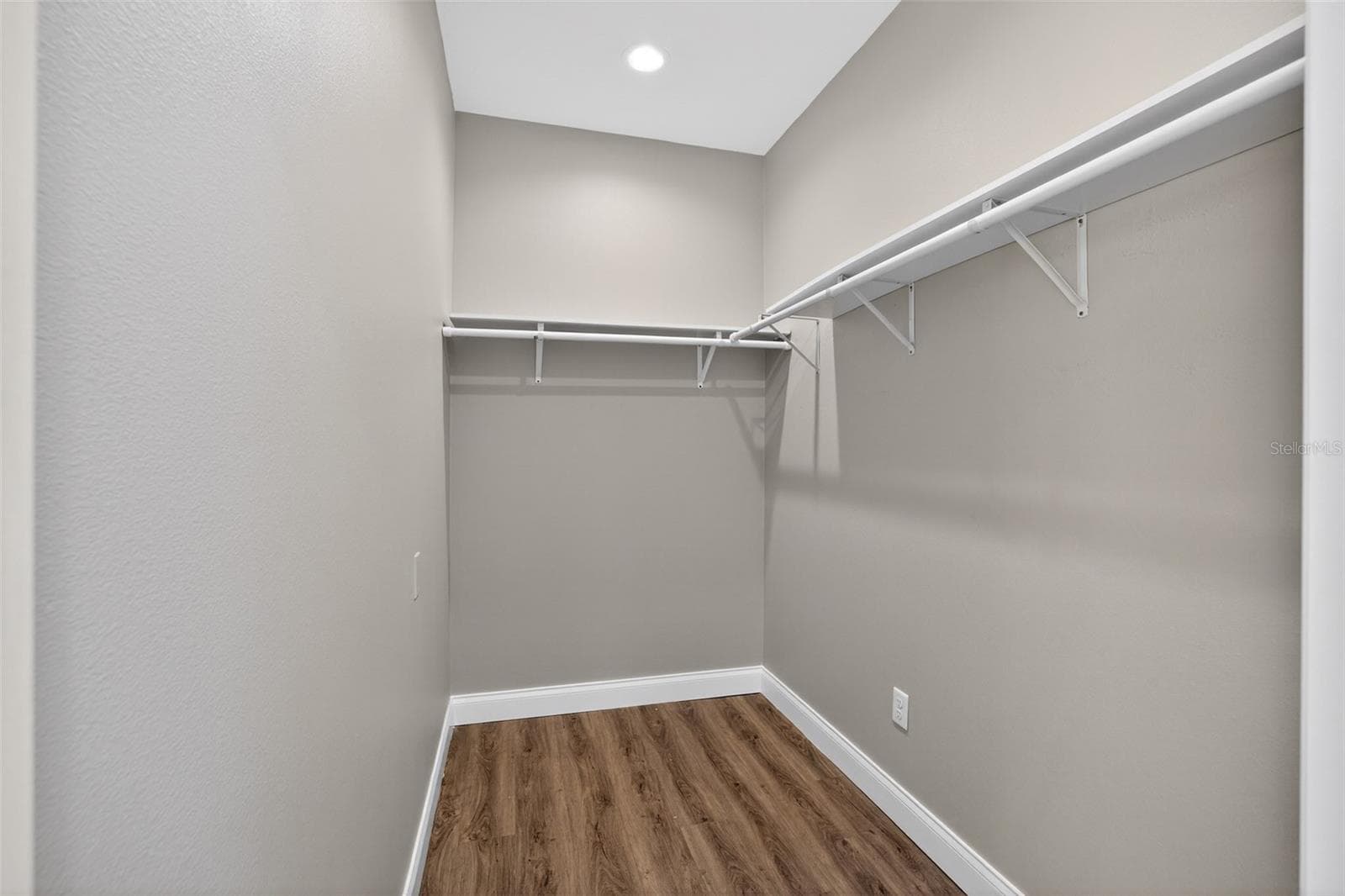 Single Family Residence at 7977 49TH AVE N, ST PETERSBURG, photo 25 of 30