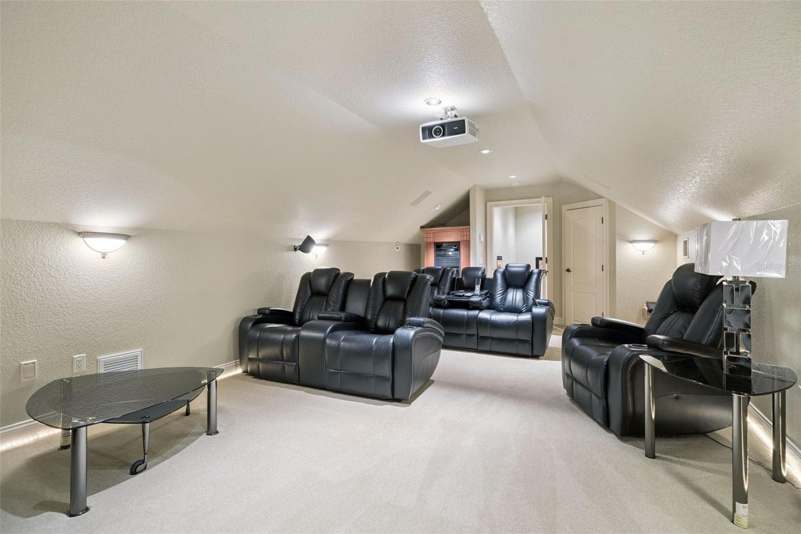 Separate Private Theater / Media Room - 605 OLD MOUNT DORA RD, EUSTIS