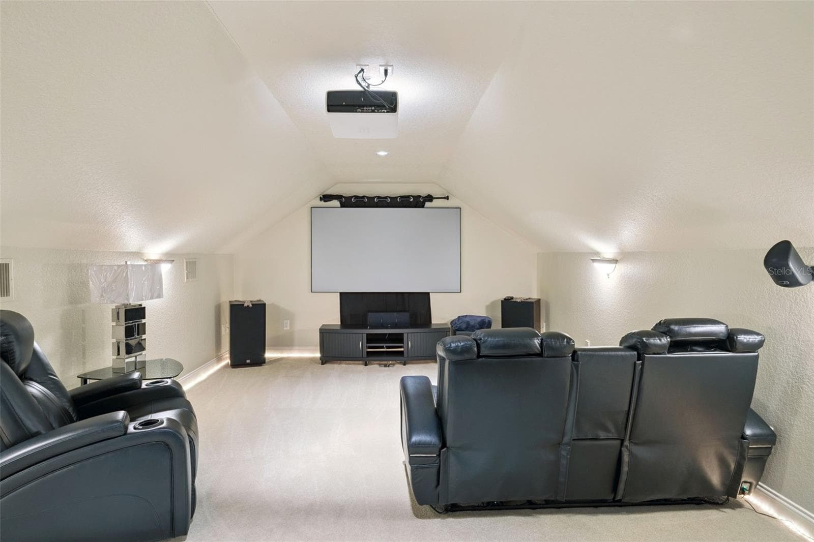 Separate Private Theater / Media Room - 605 OLD MOUNT DORA RD, EUSTIS