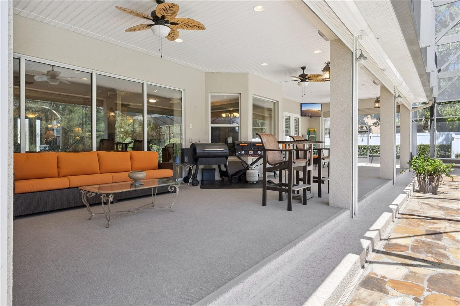 Covered Lanai - 605 OLD MOUNT DORA RD, EUSTIS