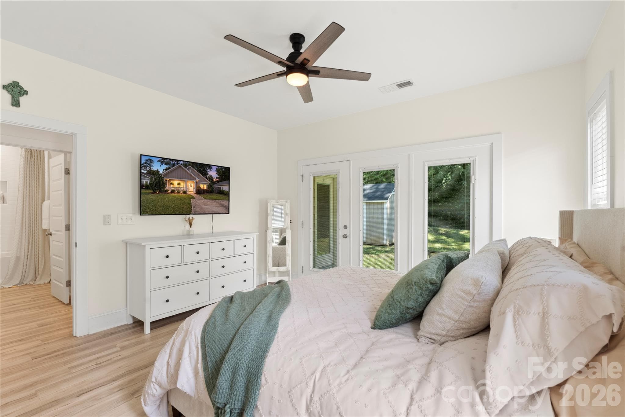 Single Family Residence at 1613 Newcastle Street, Charlotte, photo 22 of 46