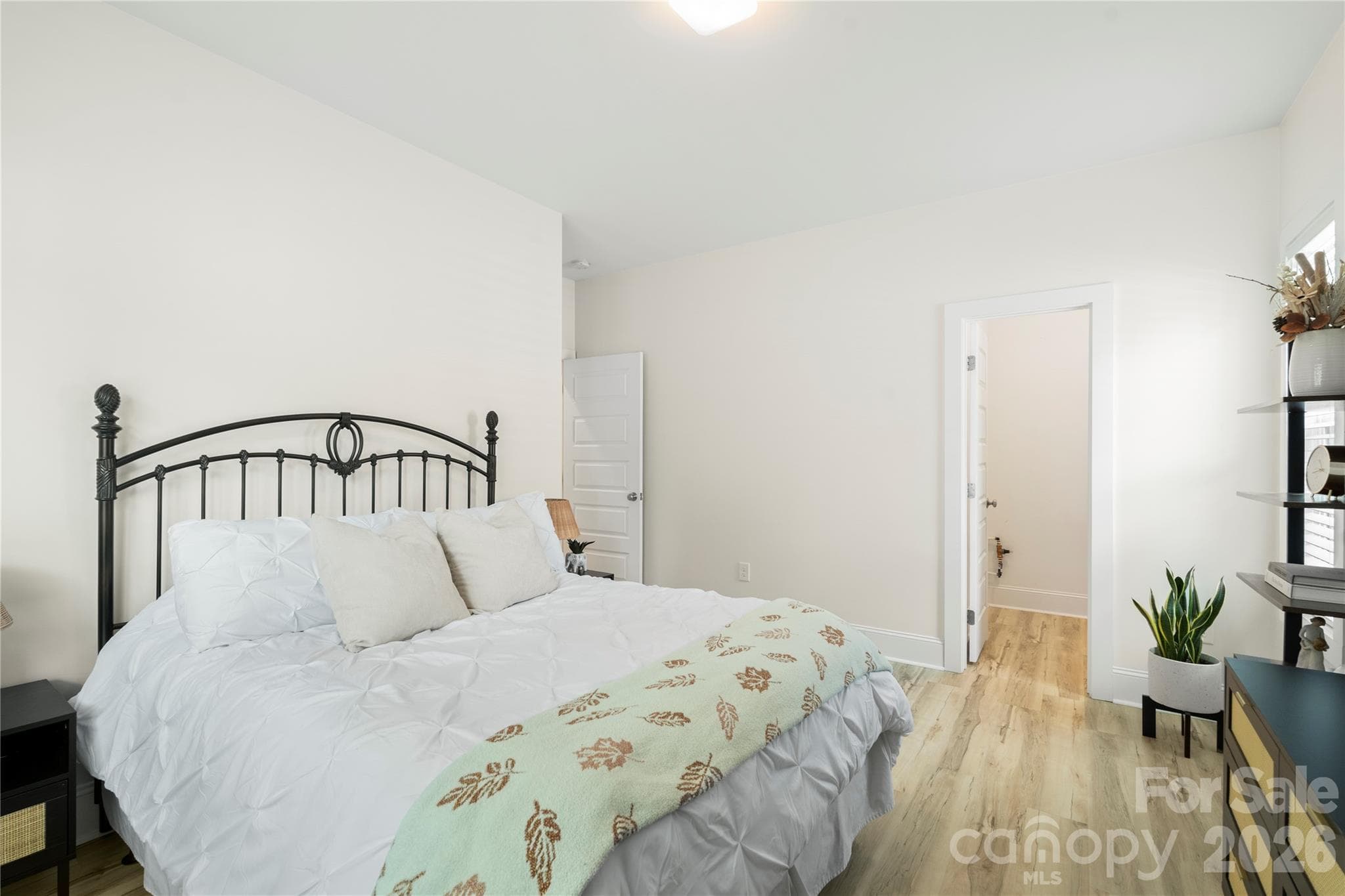 Single Family Residence at 1613 Newcastle Street, Charlotte, photo 30 of 46