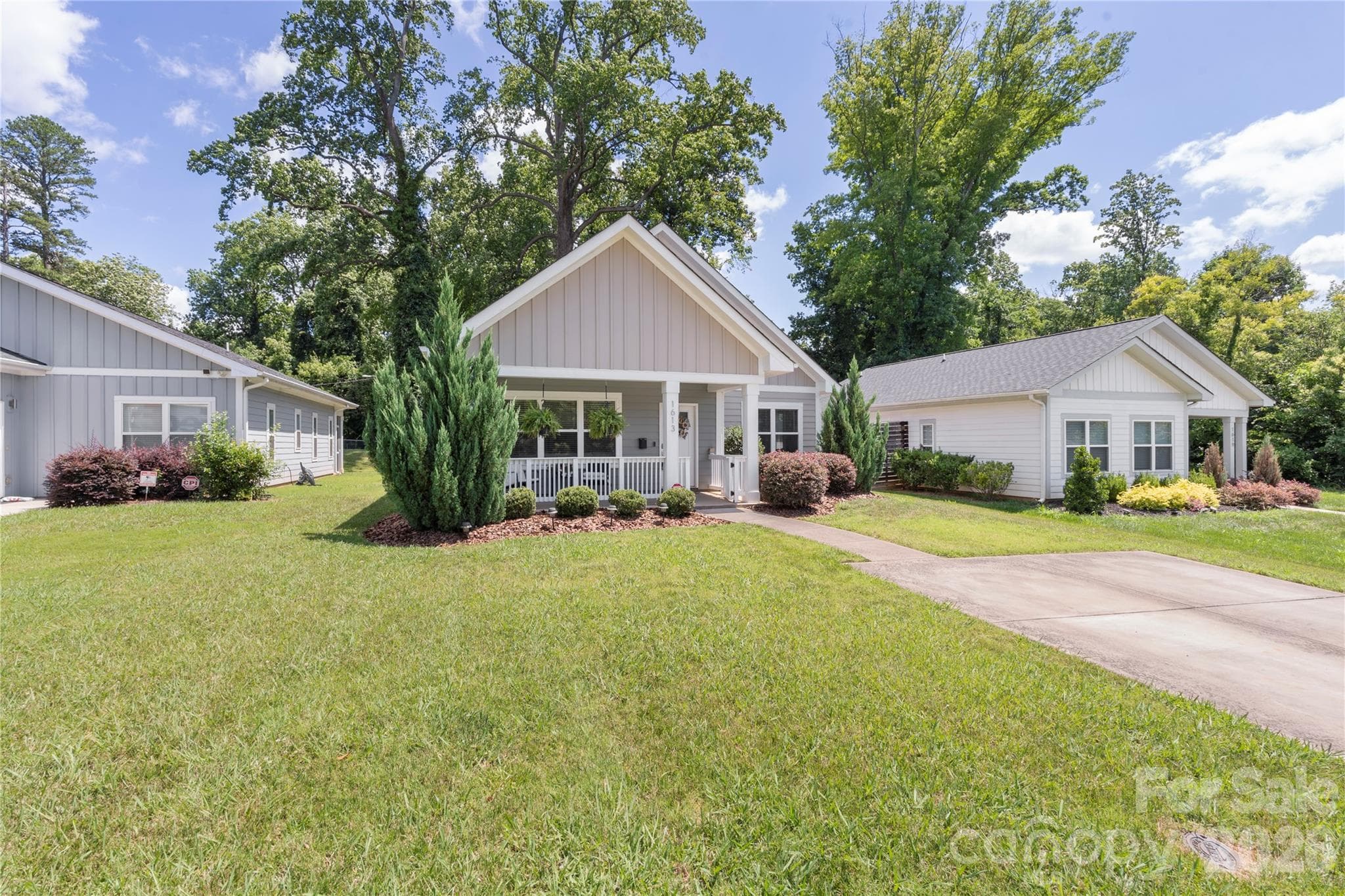 Single Family Residence at 1613 Newcastle Street, Charlotte, photo 41 of 46