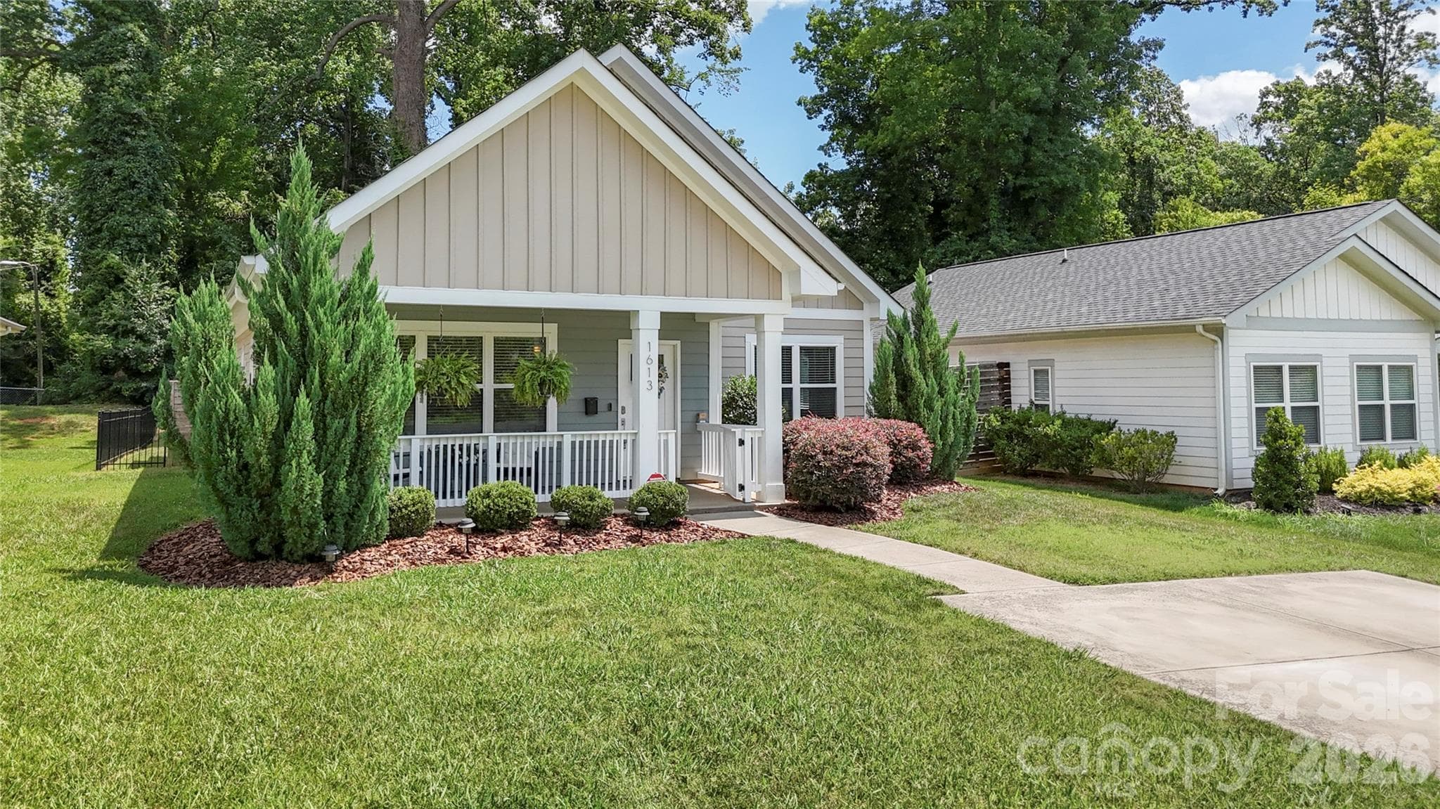 Single Family Residence at 1613 Newcastle Street, Charlotte, photo 44 of 46