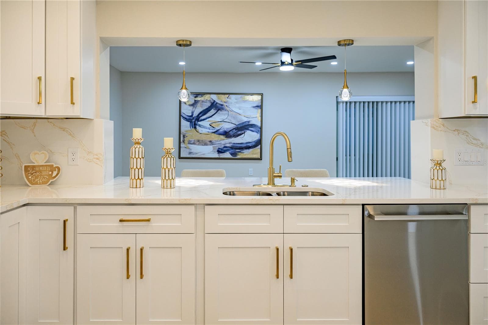 Single Family Residence at 1015 BOCA CIEGA ISLE DR, ST PETE BEACH, photo 16 of 51