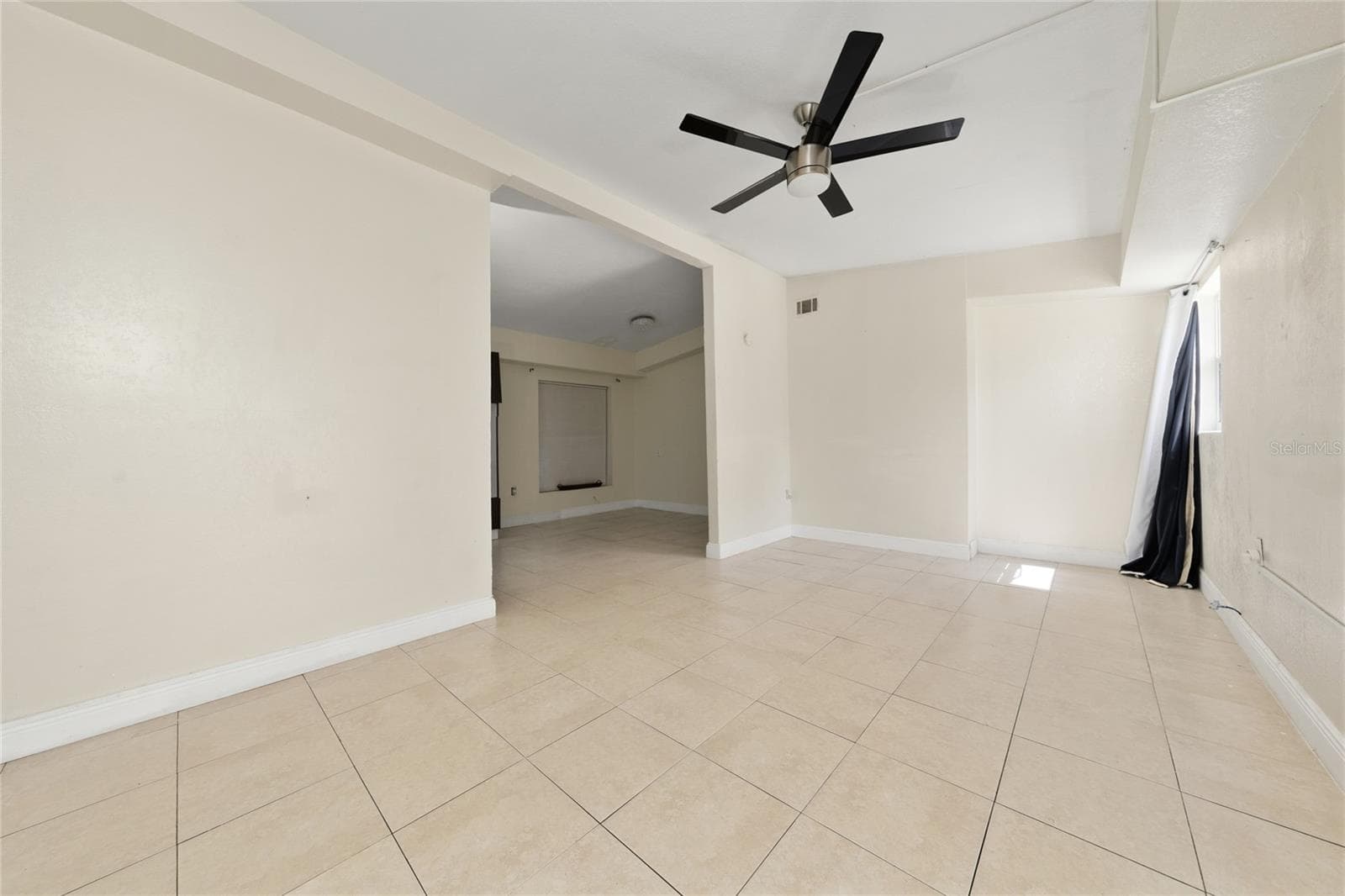 Single Family Residence at 4604 ROBBINS AVE, ORLANDO, photo 9 of 29
