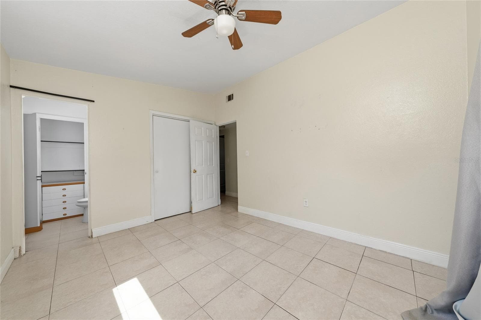 Single Family Residence at 4604 ROBBINS AVE, ORLANDO, photo 14 of 29