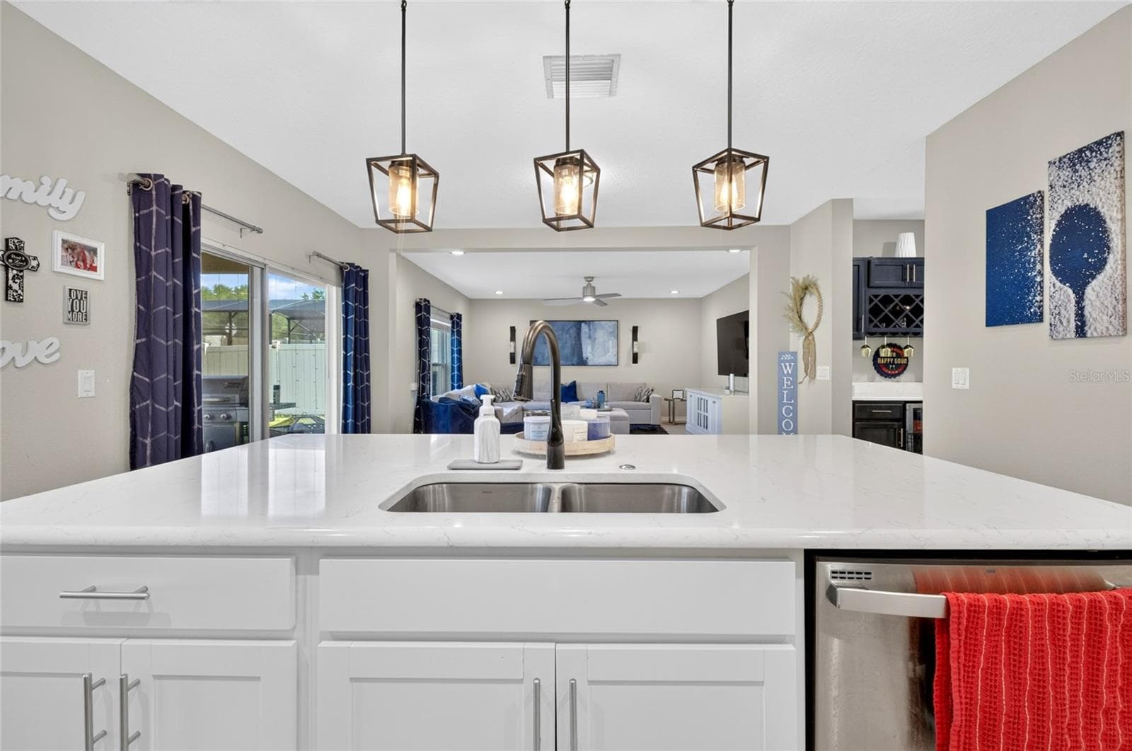 Single Family Residence at 9399 VILLANOVA DR, GROVELAND, photo 17 of 62