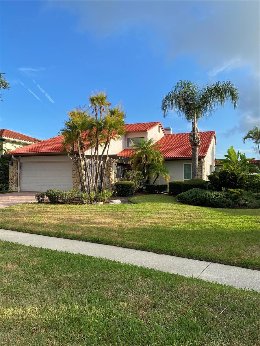 7011 PELICAN ISLAND DR