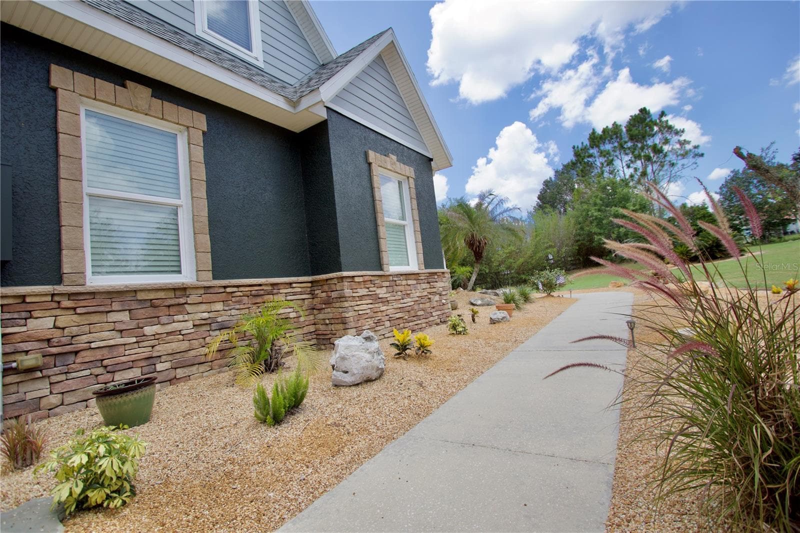 Single Family Residence at 32112 JACK RUSSELL CT, DADE CITY, photo 10 of 74