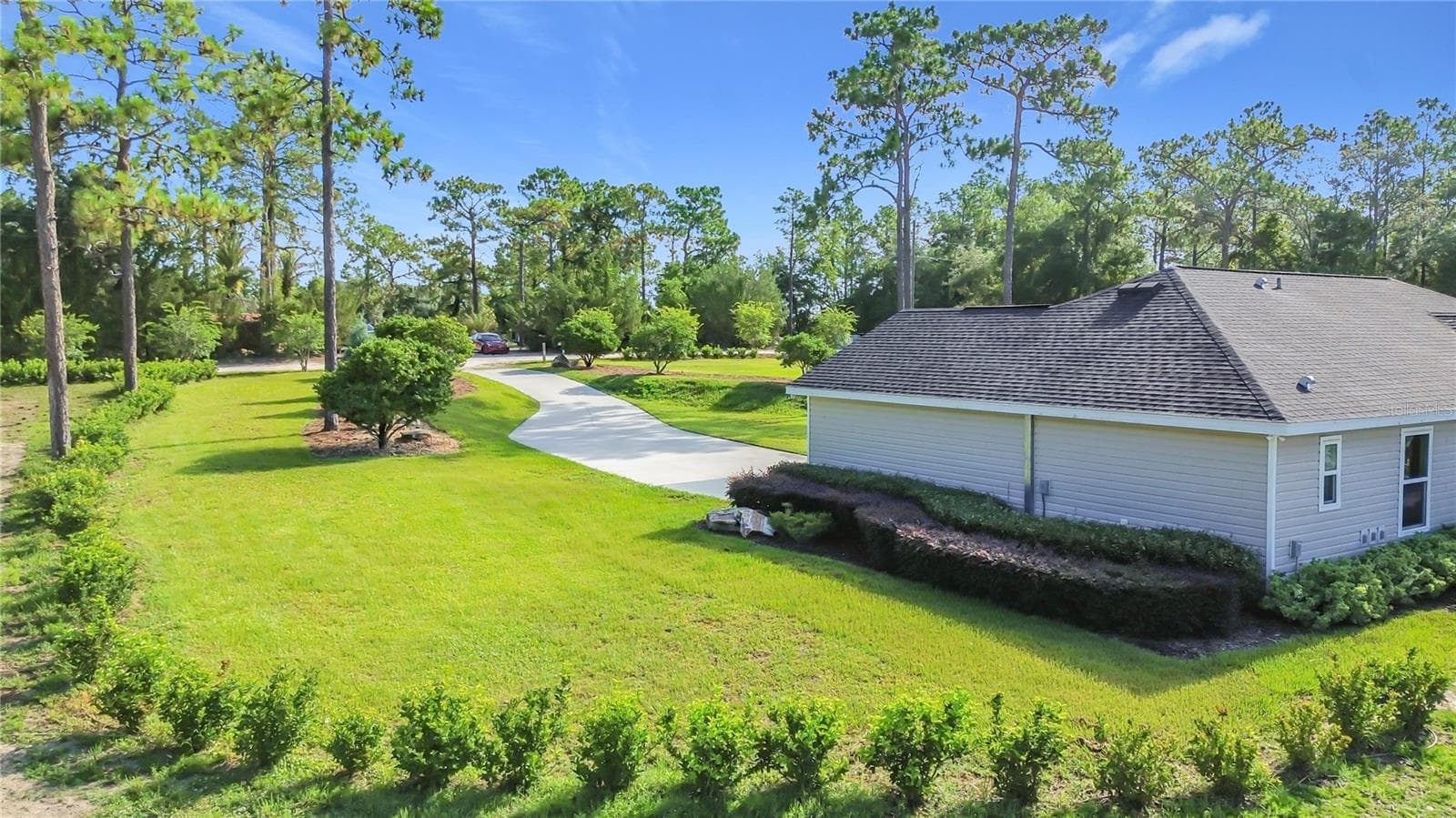Single Family Residence at 15204 GANSTER DR, BROOKSVILLE, photo 13 of 71