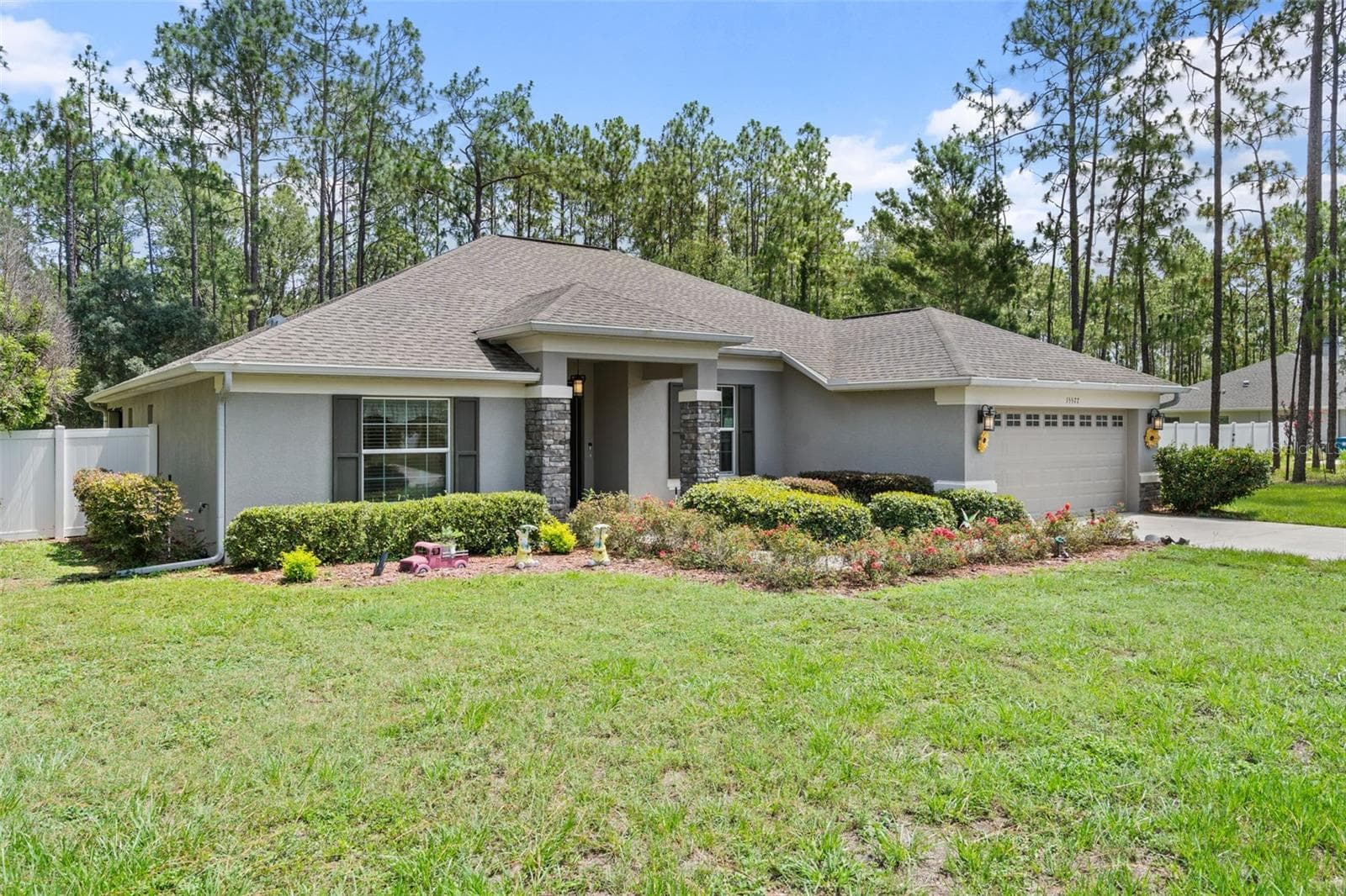 Single Family Residence at 15577 SAGO DR, BROOKSVILLE, photo 7 of 41