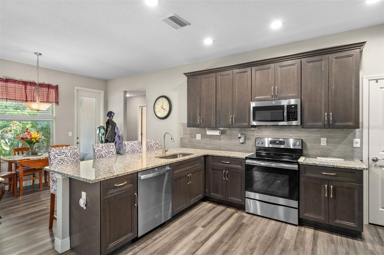 Single Family Residence at 15577 SAGO DR, BROOKSVILLE, photo 17 of 41