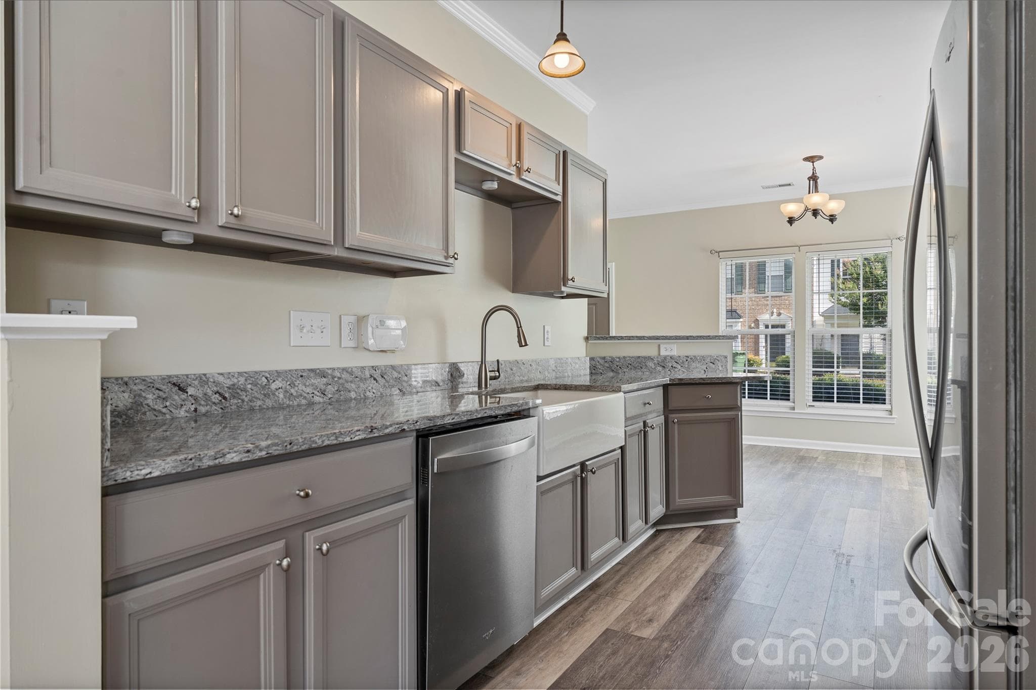 Townhouse at Charlotte, photo 5 of 39