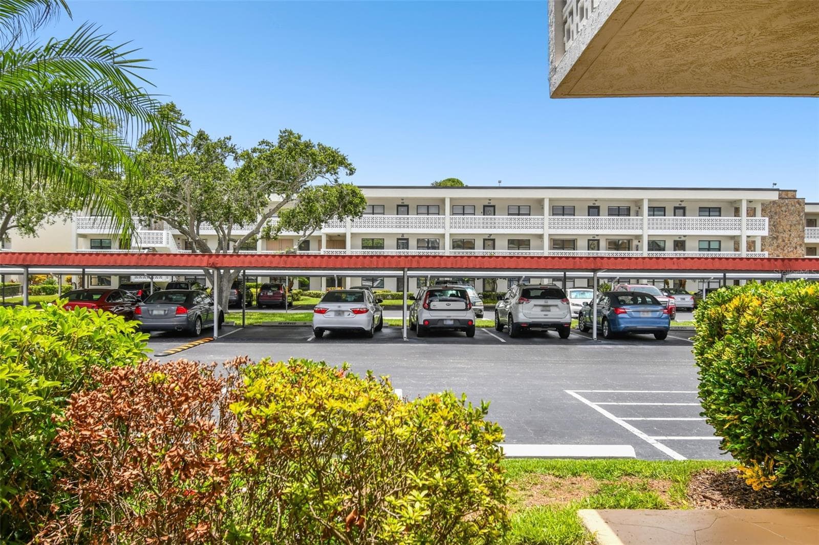 Condominium at 5095 BAY ST NE #114, ST PETERSBURG, photo 26 of 38