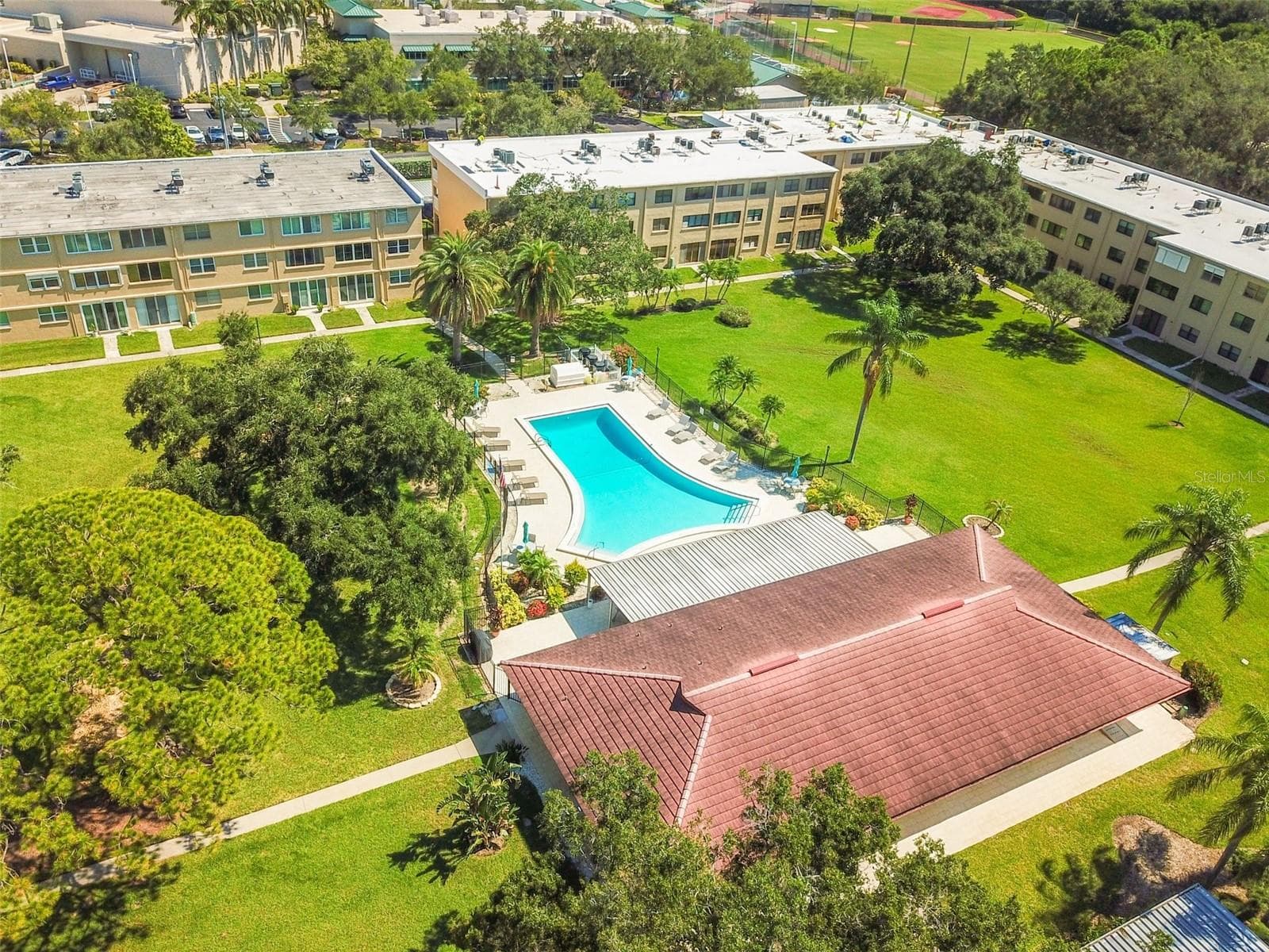 Condominium at 5095 BAY ST NE #114, ST PETERSBURG, photo 2 of 38