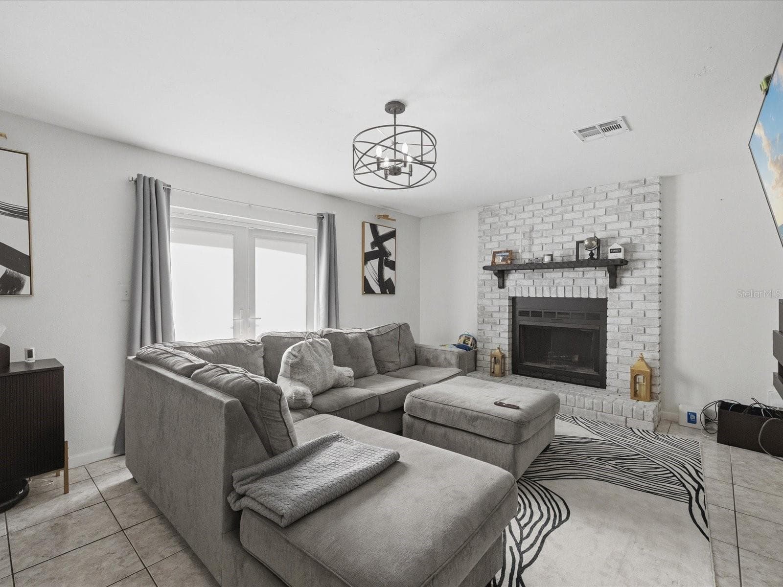 Single Family Residence at 5275 SIGNAL HILL RD, ORLANDO, photo 13 of 32