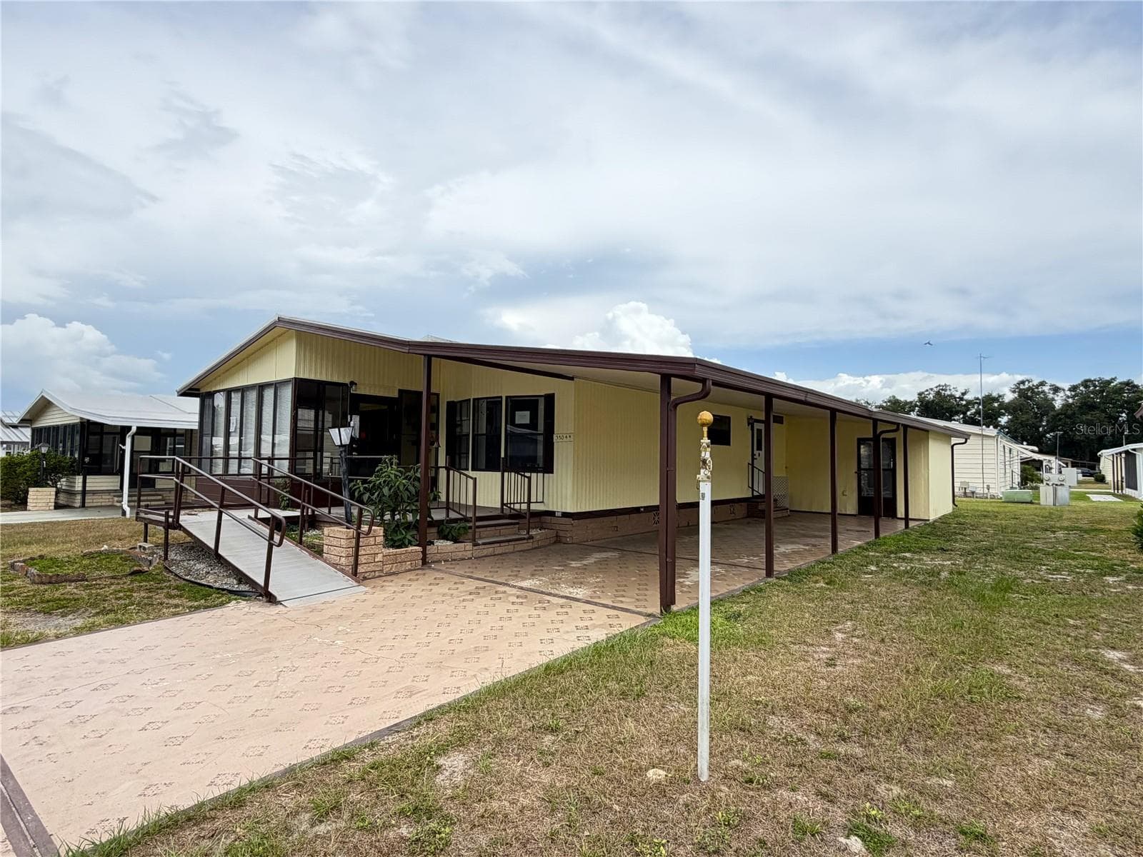 Manufactured Home at 35044 MCCULLOUGHS LEAP, ZEPHYRHILLS, photo 2 of 25