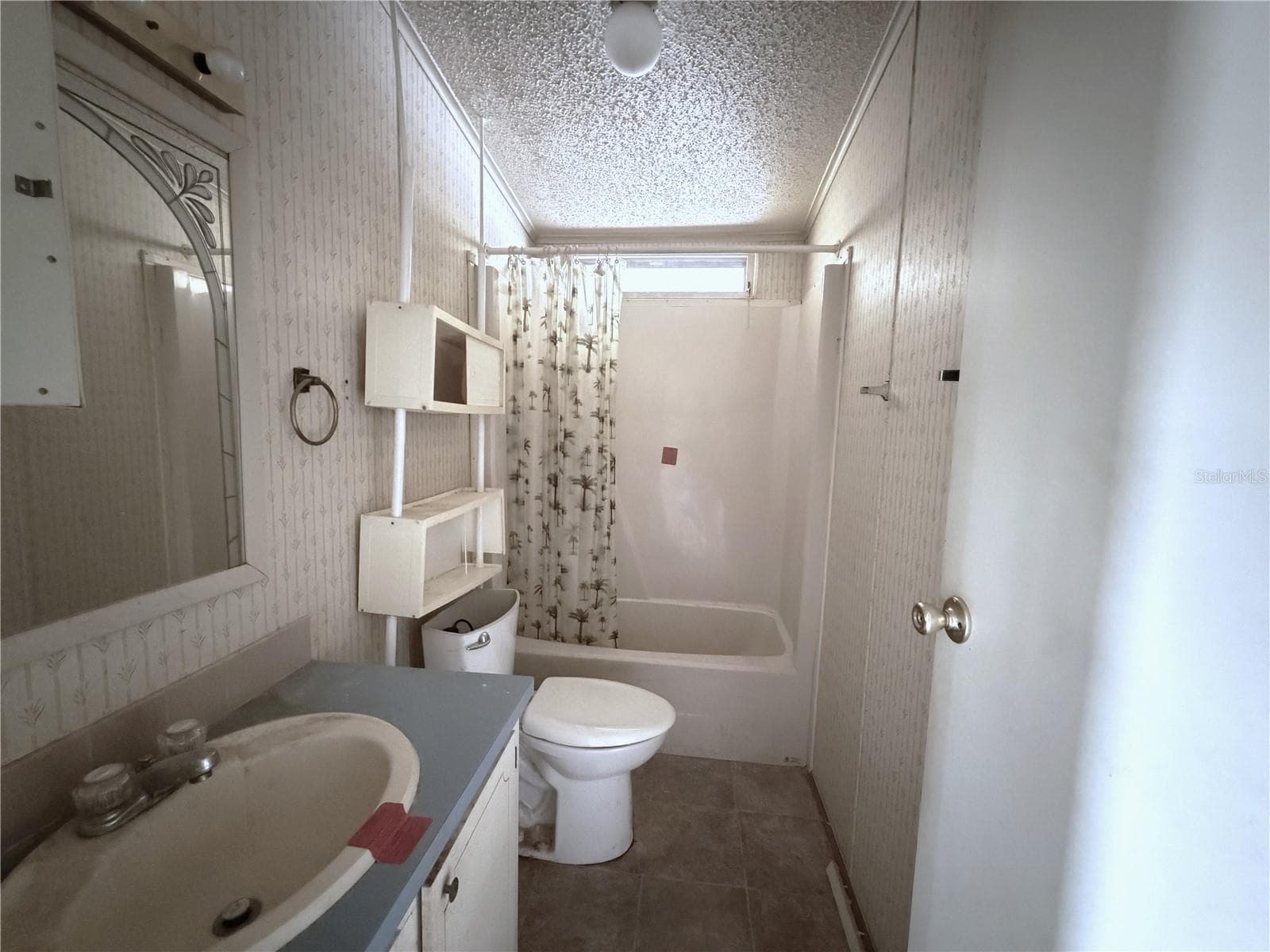 Manufactured Home at 35044 MCCULLOUGHS LEAP, ZEPHYRHILLS, photo 19 of 25